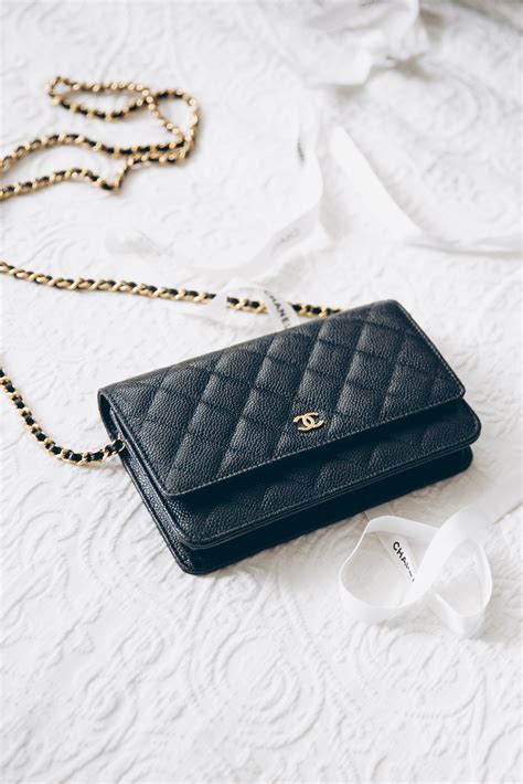 chain chanel wallet